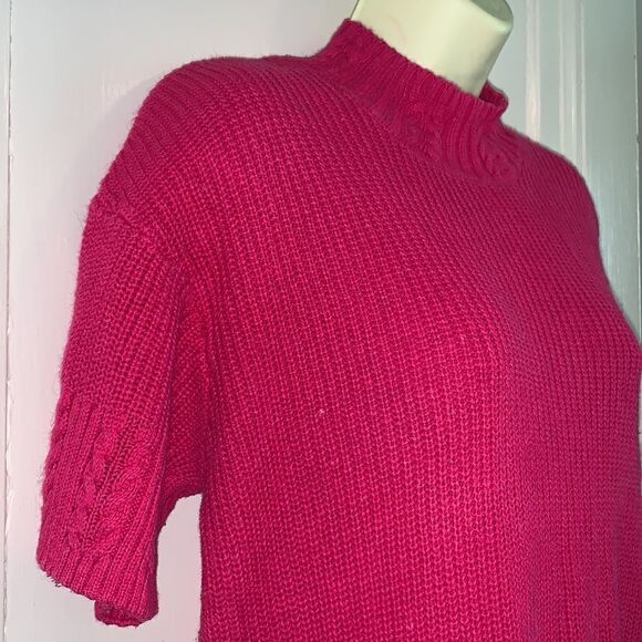 Vtg 80s fuchsia pink short sleeved sweater - Picture 4 of 6
